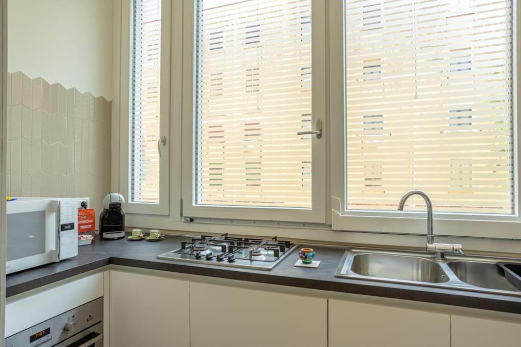Pisacane Suite Salerno Bagian luar foto