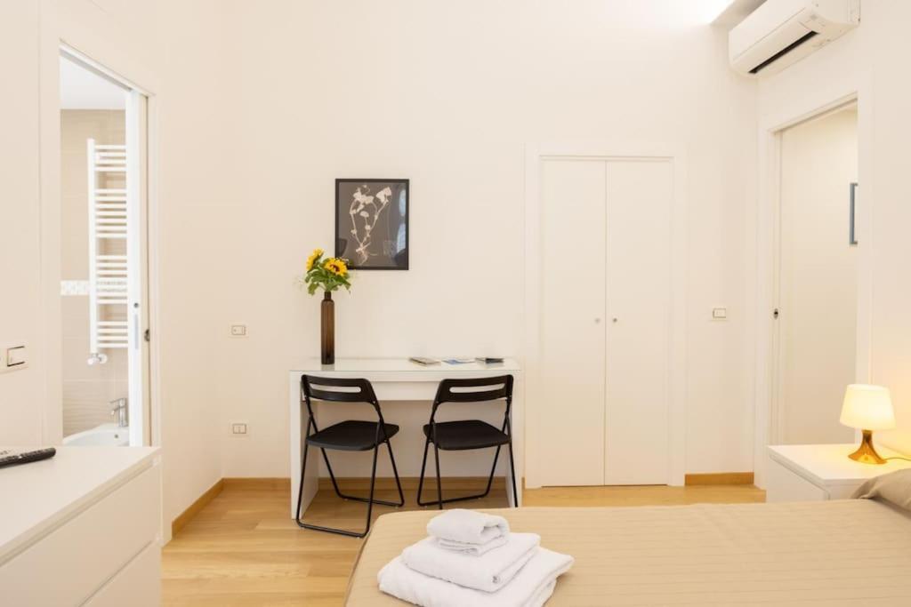 Pisacane Suite Salerno Bagian luar foto