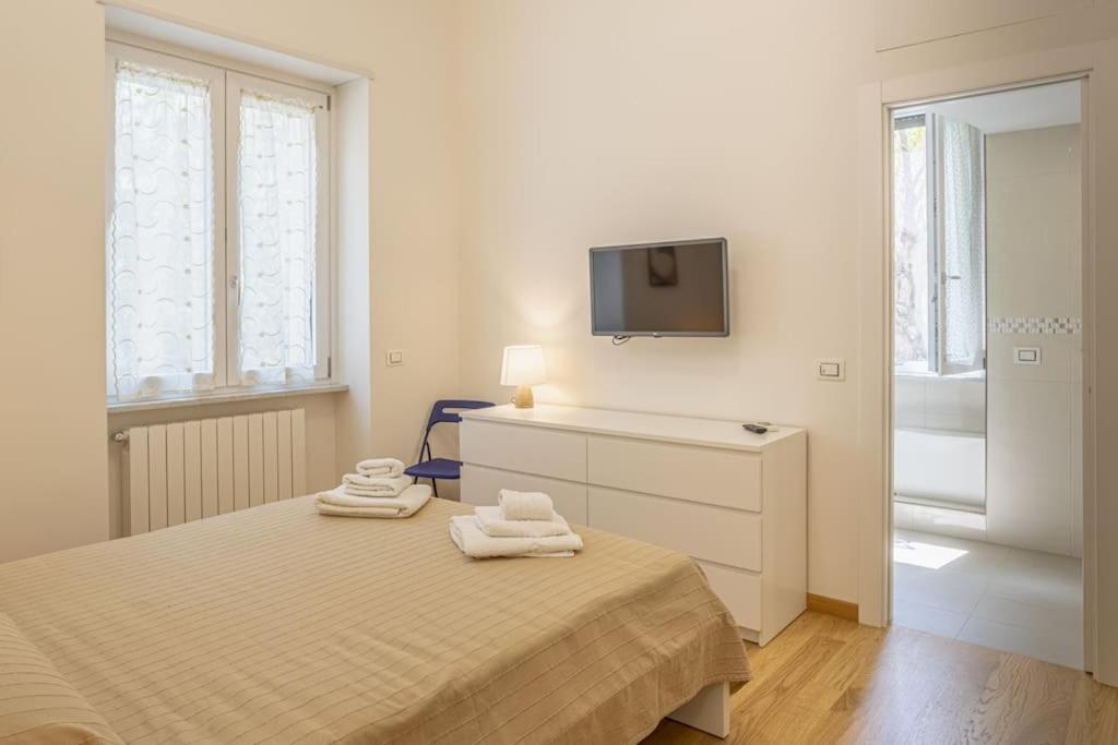 Pisacane Suite Salerno Bagian luar foto