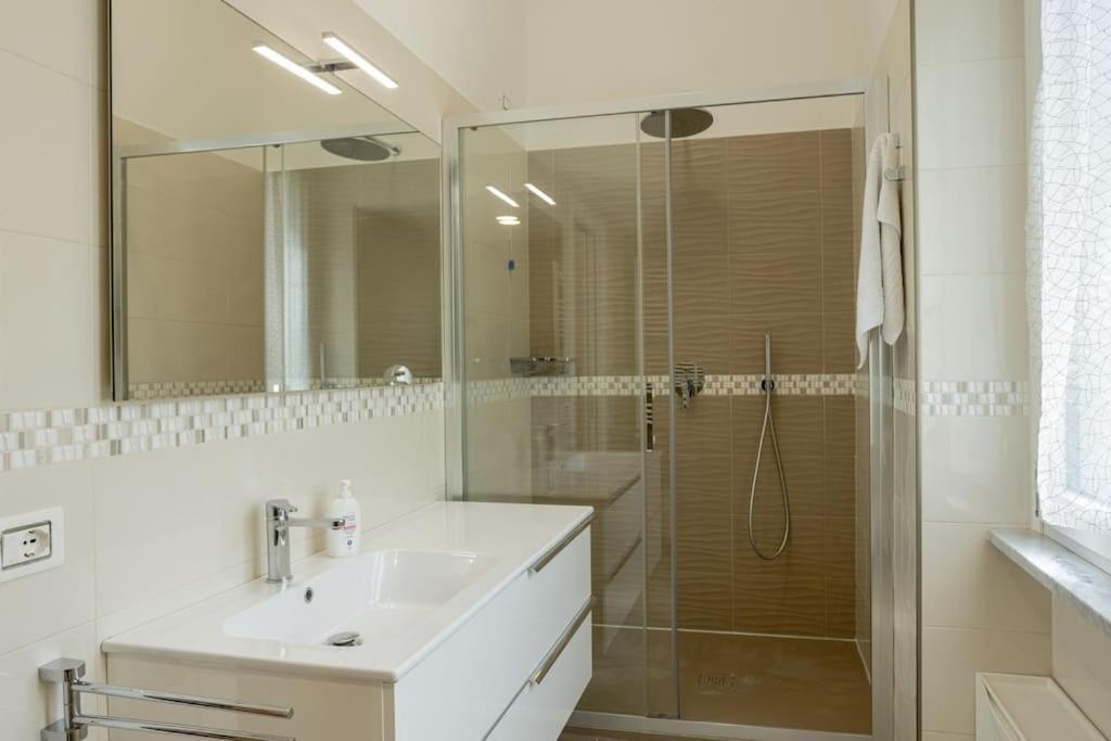 Pisacane Suite Salerno Bagian luar foto