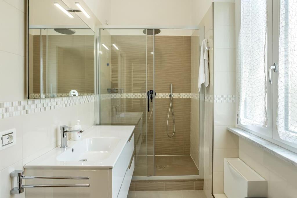 Pisacane Suite Salerno Bagian luar foto
